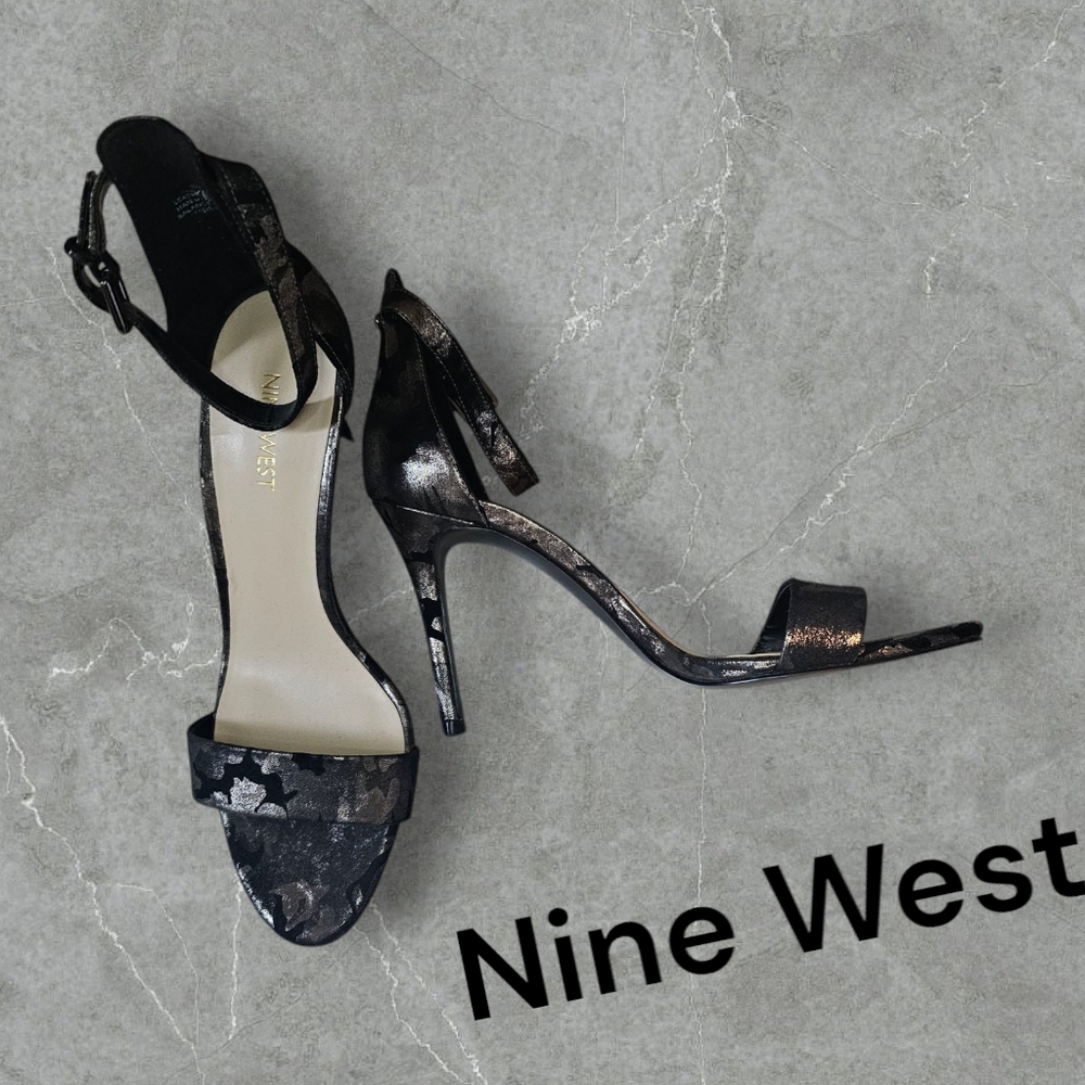 Nine West Mana Ankle Strap Heels~size 8